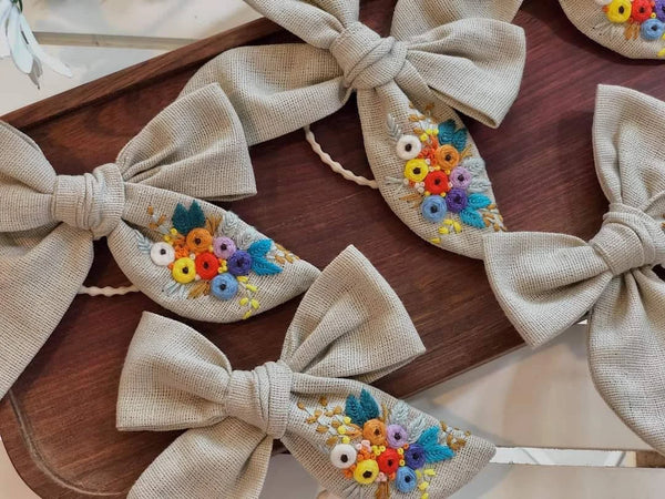Embroidered Hair Bow - Colorful Beige - Quince Fables - Wild Lark
