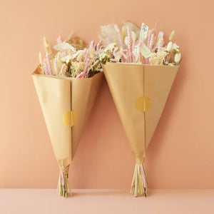 Dried Flowers - Field Bouquet Exclusive - Blush - Graduation -  - Wildflowers by Floriette - Wild Lark