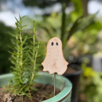 Plant Buddies - Ghost - Mud & Maker - Wild Lark