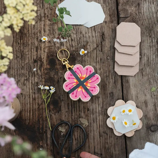 Keyring Flower Press - Pink - Studio Wald - Wild Lark