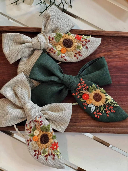 Embroidered Hair Bow - Sunflower Green - Quince Fables - Wild Lark